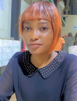 Cathy's profile, a single 27-year-old a woman in Abomey