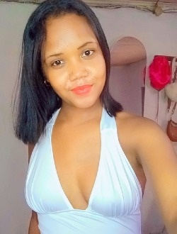 Johan's profile, a single 27-year-old a woman in Antananarivo