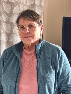 Nadège's profile, a single 74-year-old a woman in Passy