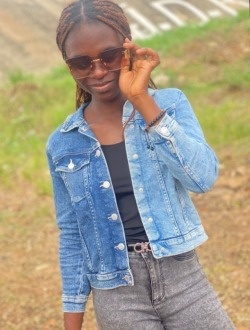 Ange Danielle's profile, a single 22-year-old a woman in Abi