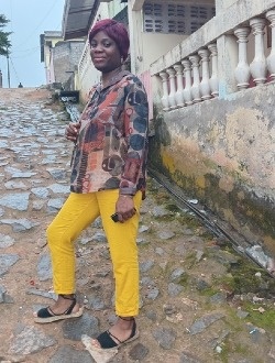 Julienne's profile, a single 40-year-old a woman in Yaoundé