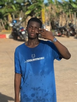 Mamadou's profile, a single 20-year-old a man in Abidjan