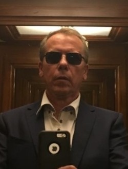 Justin's profile, a single 56-year-old a man in Laval