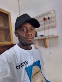 Adolpho's profile, a single 29-year-old a man in Abomey-Calavi