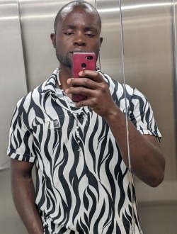 Styve's profile, a single 24-year-old a man in Mokolo