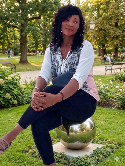 Gisèle's profile, a single 40-year-old a woman in Gassi