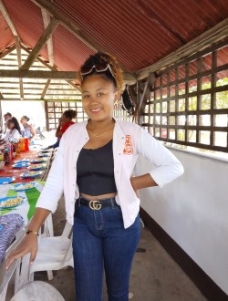 Nousca's profile, a single 18-year-old a woman in Antalaha