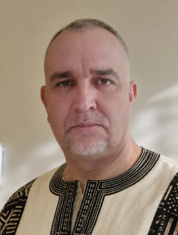 Mahmoud's profile, a single 60-year-old a man in Algiers