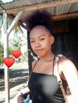Elissa's profile, a single 23-year-old a woman in Sambava