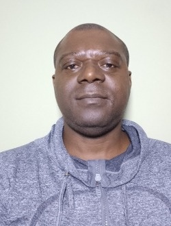 Lovinly's profile, a single 46-year-old a man in Lomé