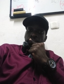 Joseph's profile, a single 34-year-old a man in Douala