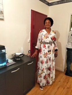 Sidonie's profile, a single 54-year-old a woman in Poissy