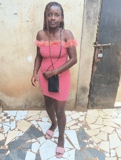 Miclose's profile, a single 28-year-old a woman in Bafoussam