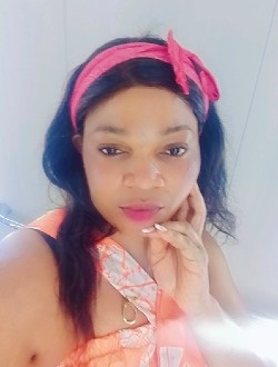 Elise's profile, a single 31-year-old a woman in Abou
