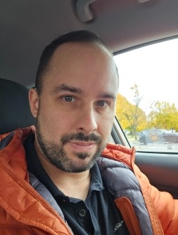 Seb's profile, a single 39-year-old a man in Châteauguay