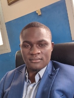 Parfait's profile, a single 32-year-old a man in Yaoundé