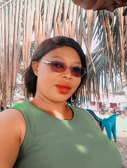 Sylvie's profile, a single 40-year-old a woman in Ouagadougou