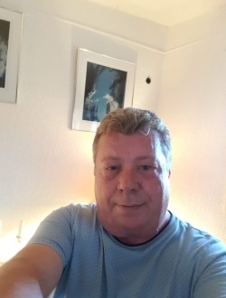 Eric's profile, a single 52-year-old a man in Canet-en-Roussillon