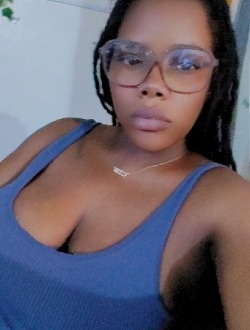 Arsine's profile, a single 33-year-old a woman in Cotonou