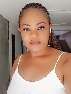 Rose's profile, a single 40-year-old a woman in Cocody