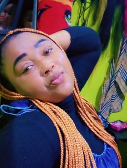 Kloe's profile, a single 39-year-old a woman in Ababita