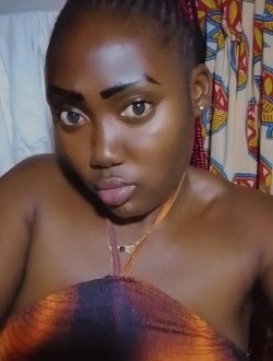 Alexia's profile, a single 28-year-old a woman in Douala