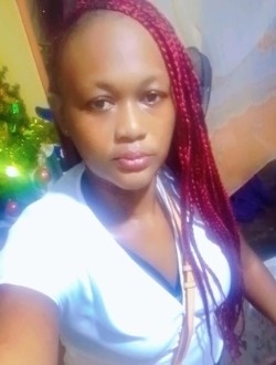 Carole's profile, a single 33-year-old a woman in Douala