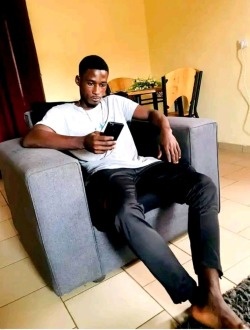 Ludovic's profile, a single 26-year-old a man in Douala