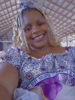 Carine's profile, a single 29-year-old a woman in Bloléquin