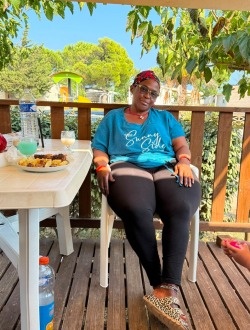 Julienne's profile, a single 48-year-old a woman in Yaoundé