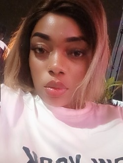 Evelyne's profile, a single 35-year-old a woman in Abié