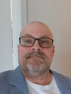 Martin's profile, a single 50-year-old a man in Repentigny