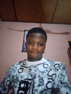 Alfred's profile, a single 28-year-old a man in Abomey-Calavi