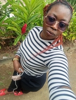 Gladys's profile, a single 32-year-old a woman in Kribi