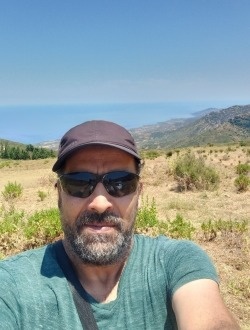 Samir's profile, a single 53-year-old a man in 'Aïn Beïda