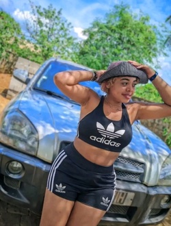 Maya's profile, a single 22-year-old a woman in Antsiranana