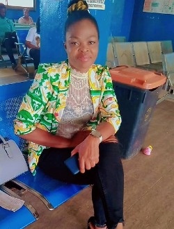 Valerie's profile, a single 51-year-old a woman in Yaoundé