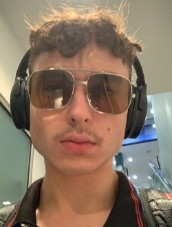 Will's profile, a single 21-year-old a man in Sydney
