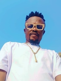 Trésor's profile, a single 40-year-old a man in Libreville