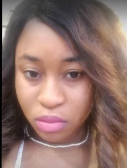 Candice's profile, a single 29-year-old a woman in Berlin