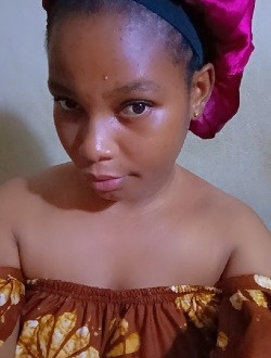 Marie's profile, a single 26-year-old a woman in Abi