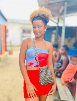 Flencia's profile, a single 21-year-old a woman in Antsiranana