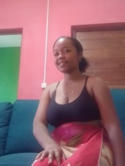 Diva's profile, a single 38-year-old a woman in Fianarantsoa