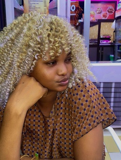 Ruth's profile, a single 24-year-old a woman in Bingerville