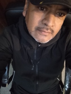 Enri's profile, a single 48-year-old a man in Nápoles