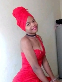 Annah's profile, a single 28-year-old a woman in Antananarivo