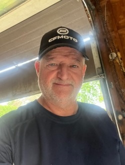 Dan's profile, a single 60-year-old a man in Vaudreuil-Dorion