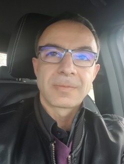 Nicolas's profile, a single 54-year-old a man in Auxerre