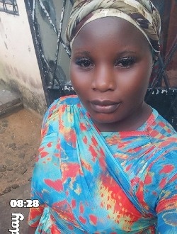 Nestoline's profile, a single 30-year-old a woman in Douala