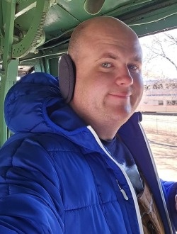 Don Steils's profile, a single 28-year-old a man in Waterloo